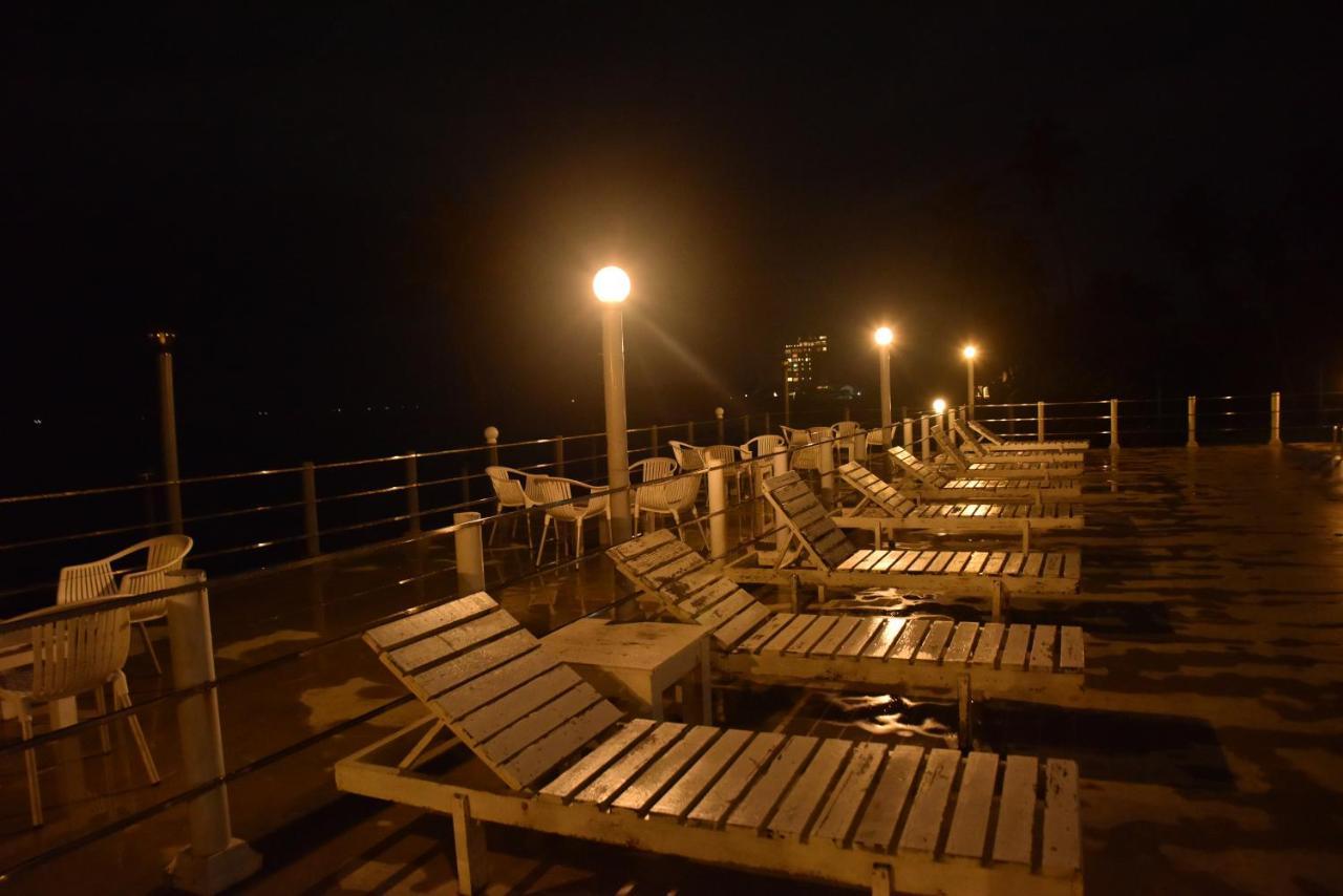 New Ocean Hill Hotel Hikkaduwa Exterior photo