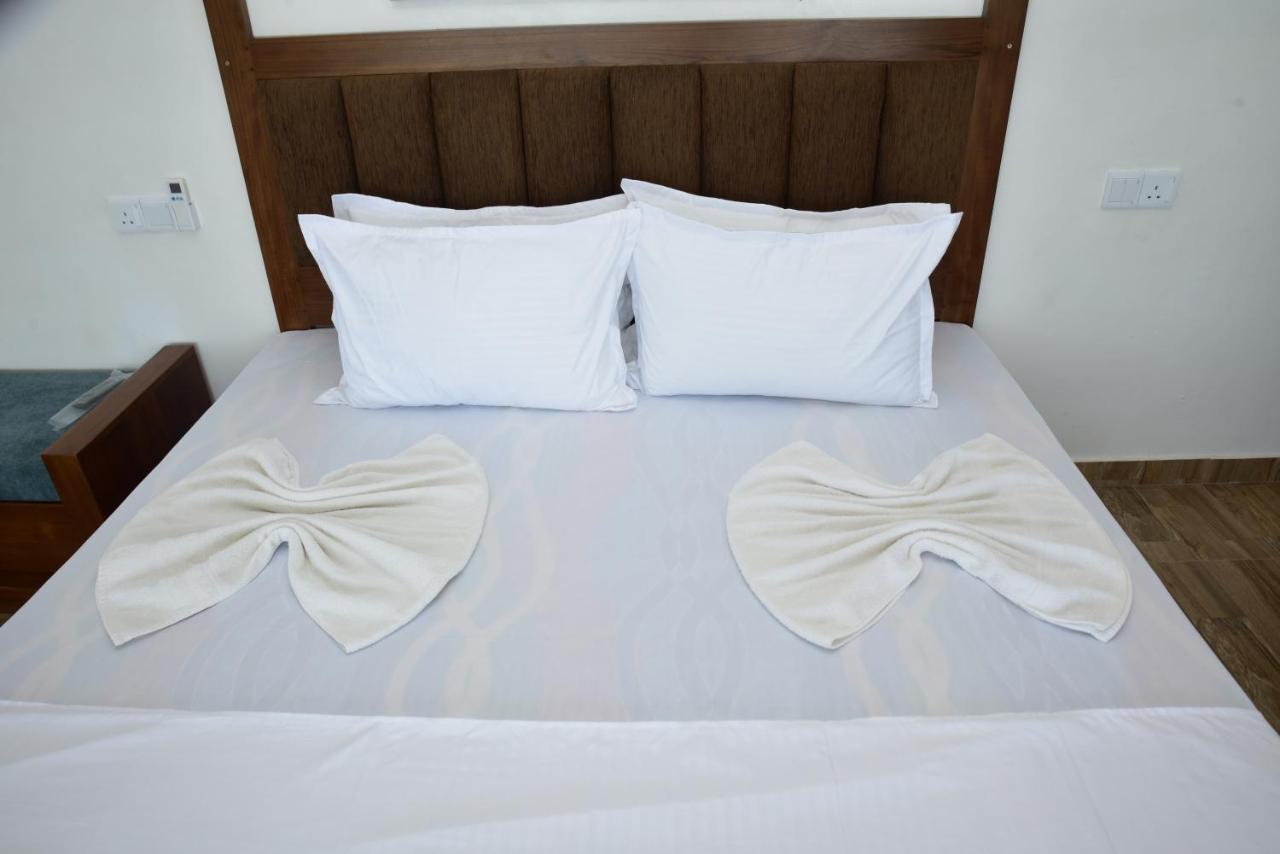 New Ocean Hill Hotel Hikkaduwa Exterior photo
