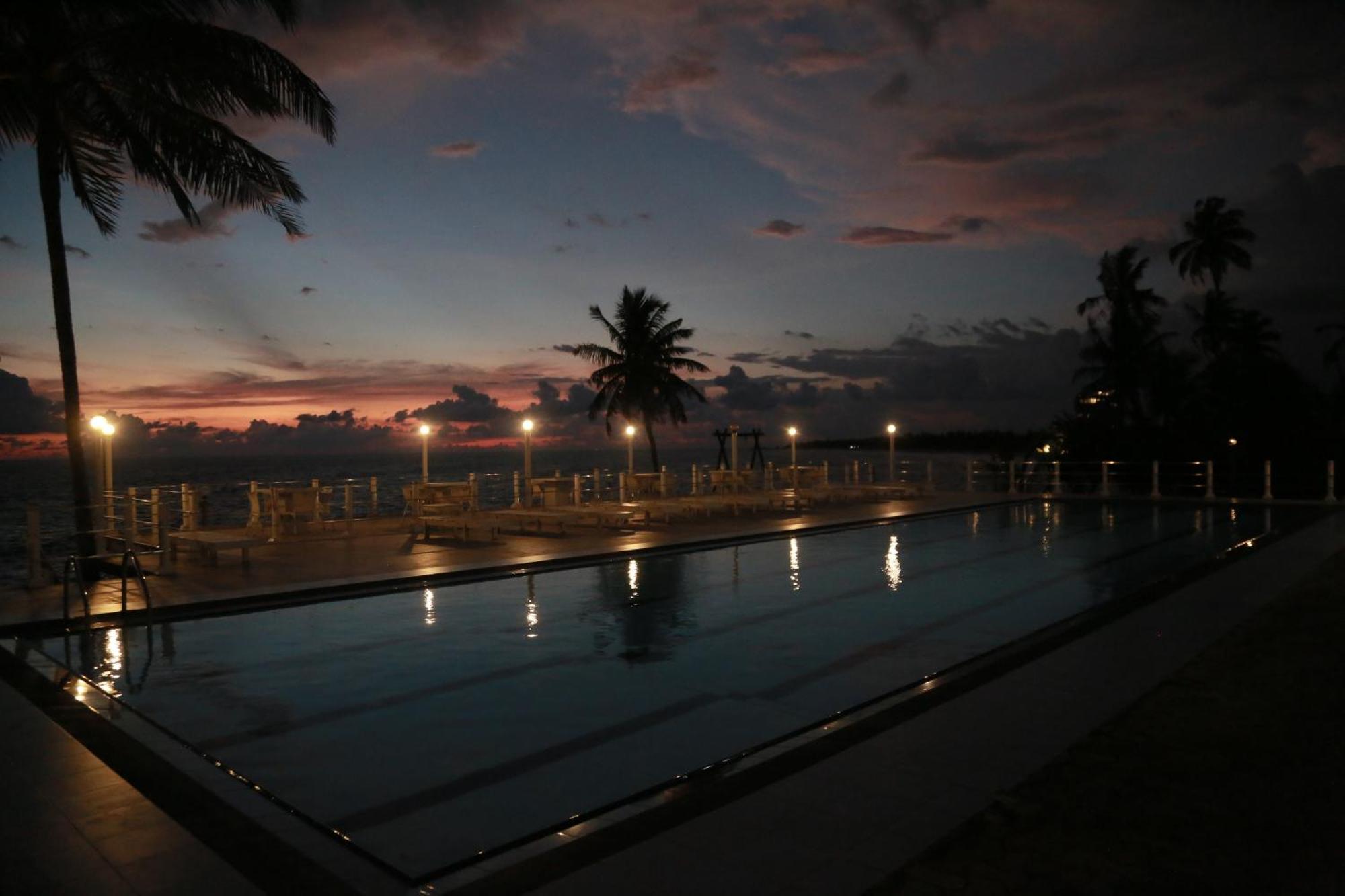 New Ocean Hill Hotel Hikkaduwa Exterior photo